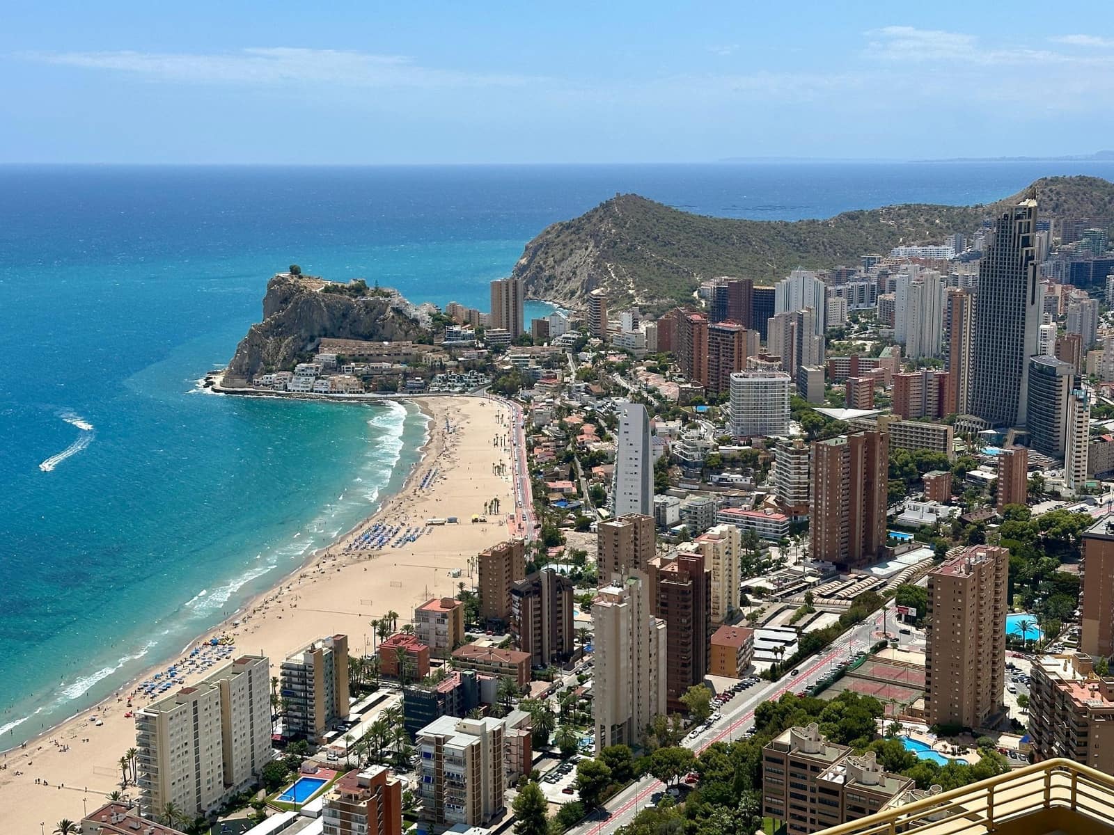 2 bedroom Apartment for sale in Benidorm with pool garage - € 499,000 (Ref: 9185029)