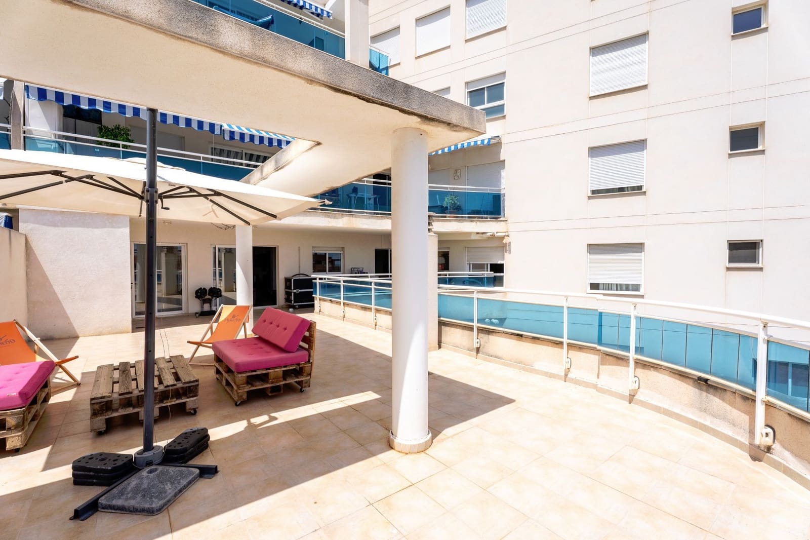 3 bedroom Apartment for sale in La Villajoyosa / Vila Joiosa with pool garage - € 550,000 (Ref: 9200289)