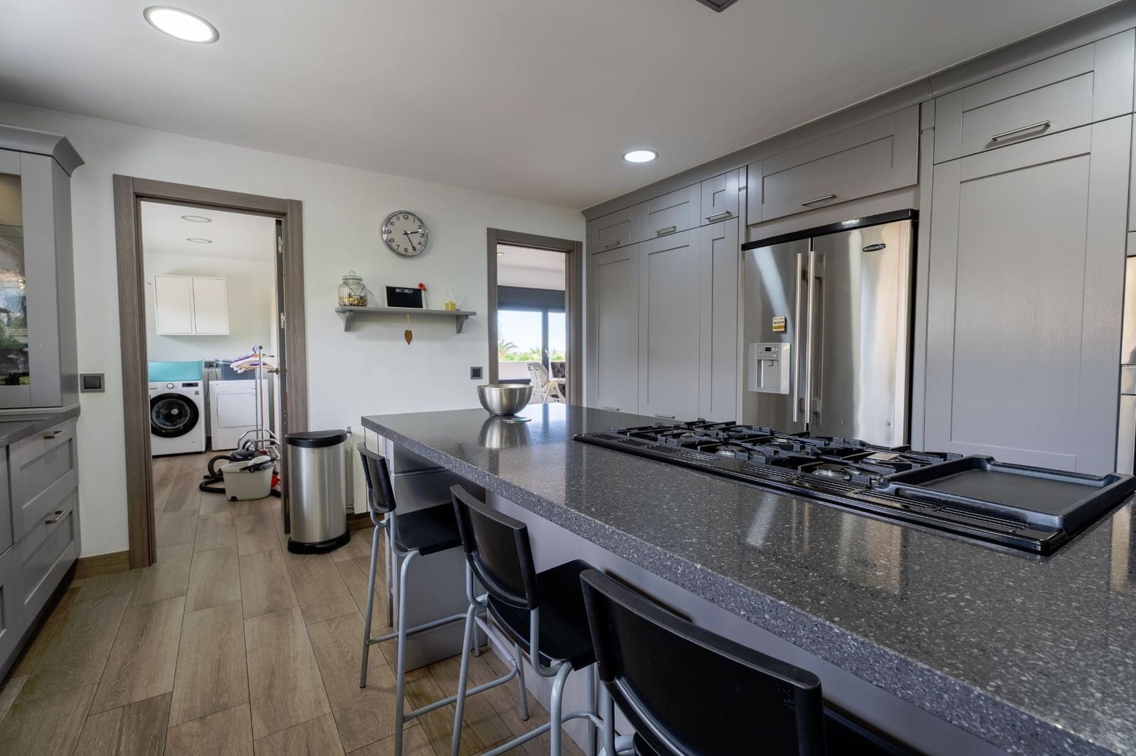 5 bedroom Villa for sale in Benidorm with pool garage - € 950,000 (Ref: 9202202)