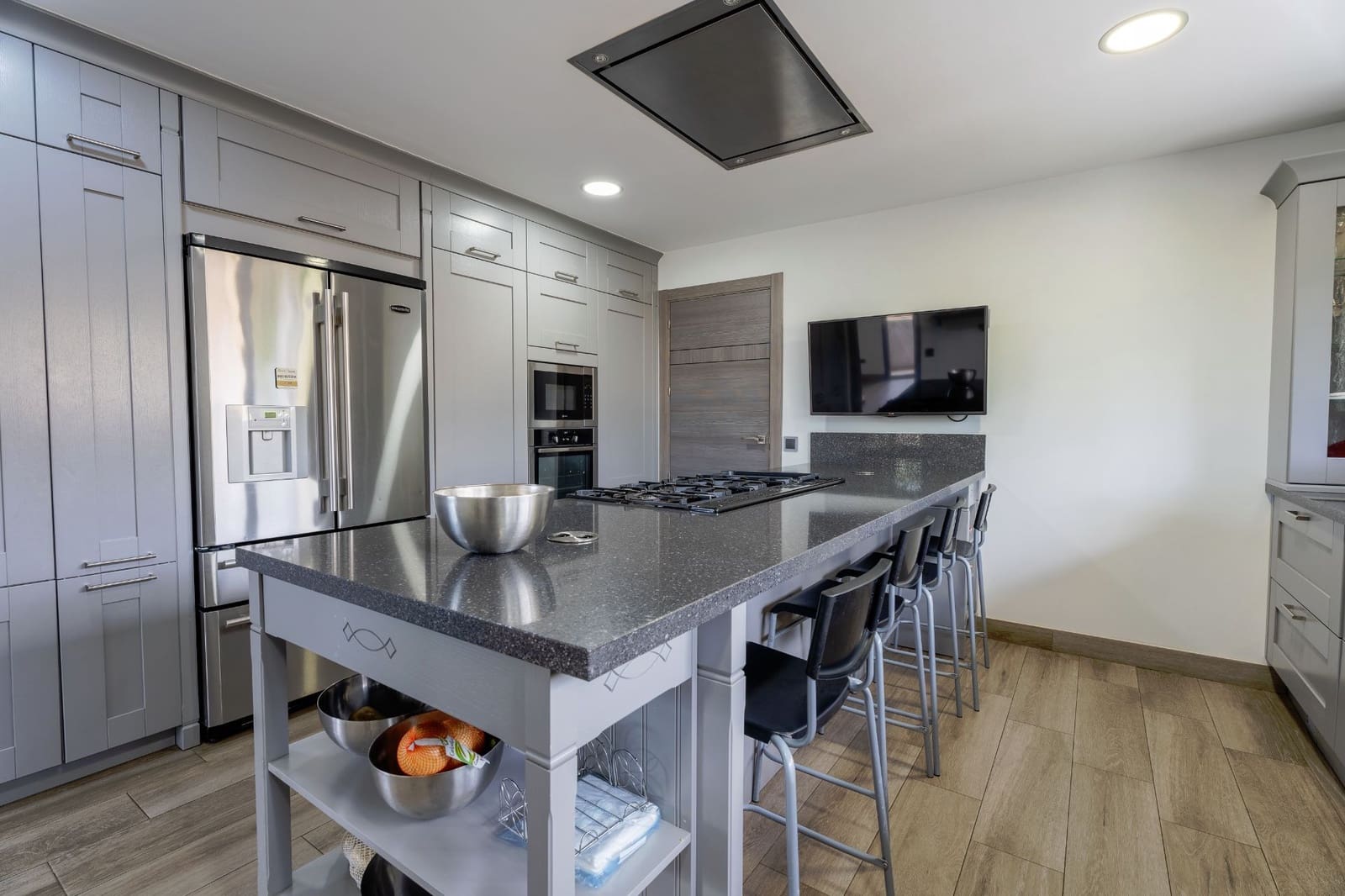 5 bedroom Villa for sale in Benidorm with pool garage - € 950,000 (Ref: 9202202)