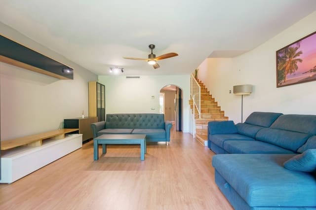 Pareado de 3 habitaciones en Finestrat en venta con piscina garaje - 339.900 € (Ref: 9217166)