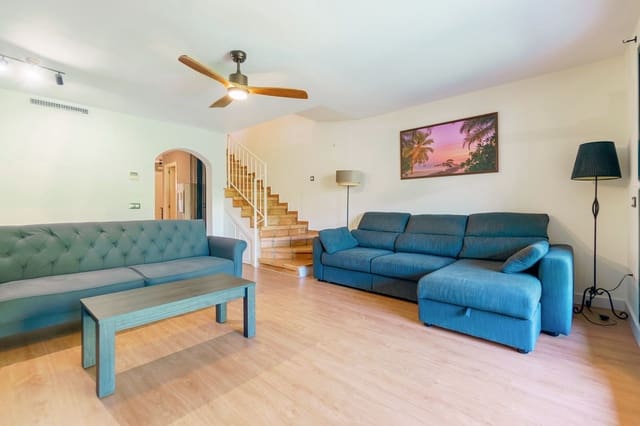 Pareado de 3 habitaciones en Finestrat en venta con piscina garaje - 339.900 € (Ref: 9217166)