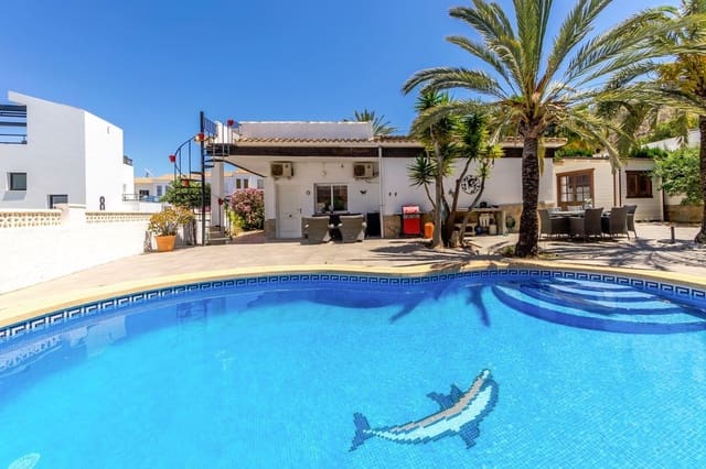 4 chambre Villa/Maison à vendre à Albir, Alfaz del Pi / L'Alfàs del Pi avec piscine garage - 749 000 € (Ref: 9219723)