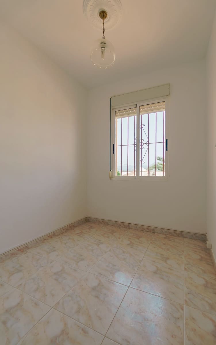 3 soverom Kjedet enebolig til salgs i Albir med garasje - € 389 000 (Ref: 9226232)