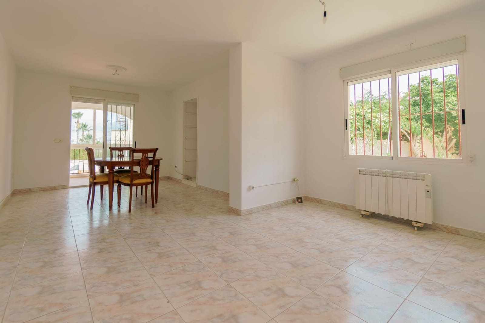 3 soverom Kjedet enebolig til salgs i Albir med garasje - € 389 000 (Ref: 9226232)