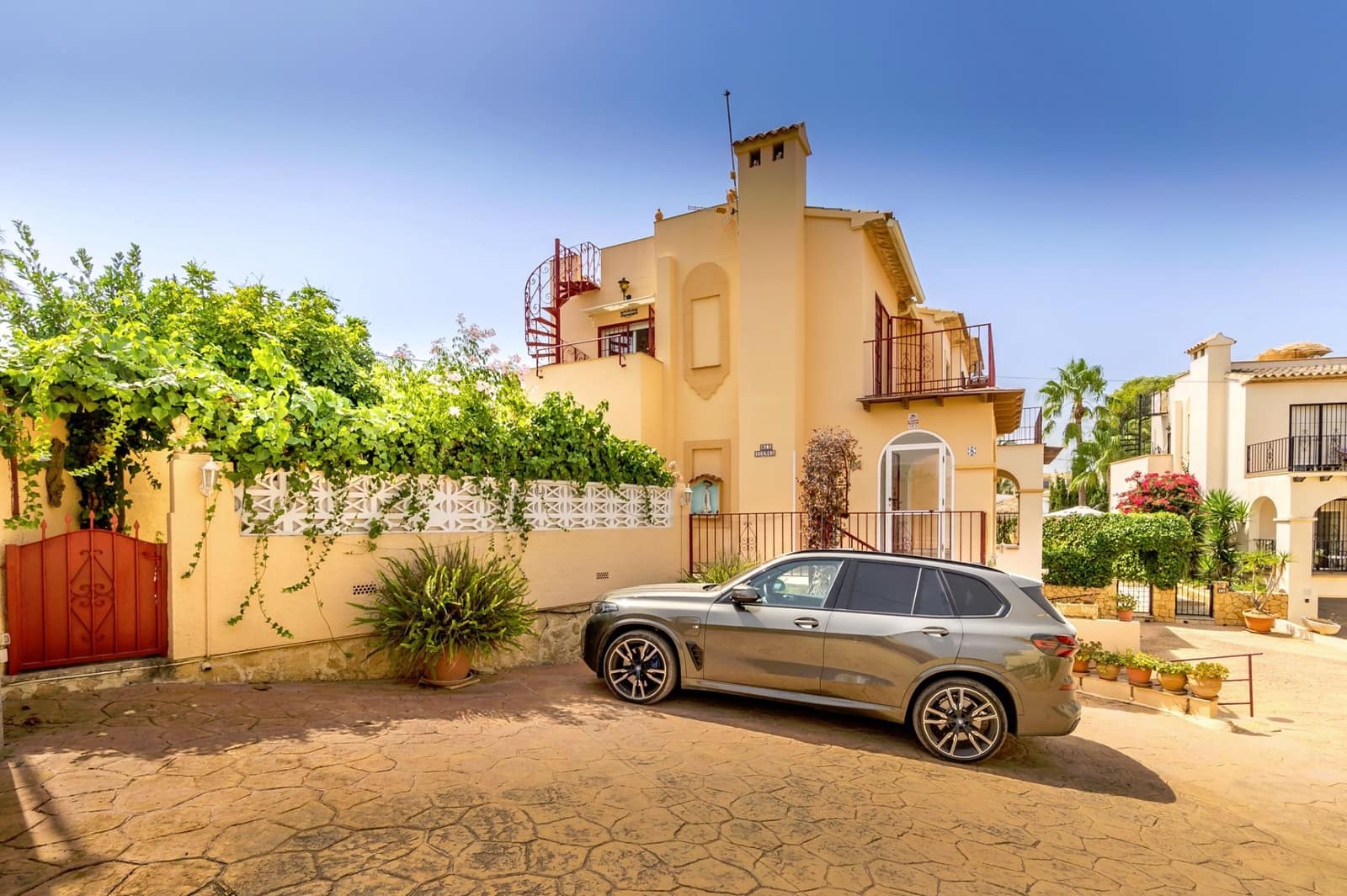 3 soverom Kjedet enebolig til salgs i Albir med garasje - € 389 000 (Ref: 9226232)