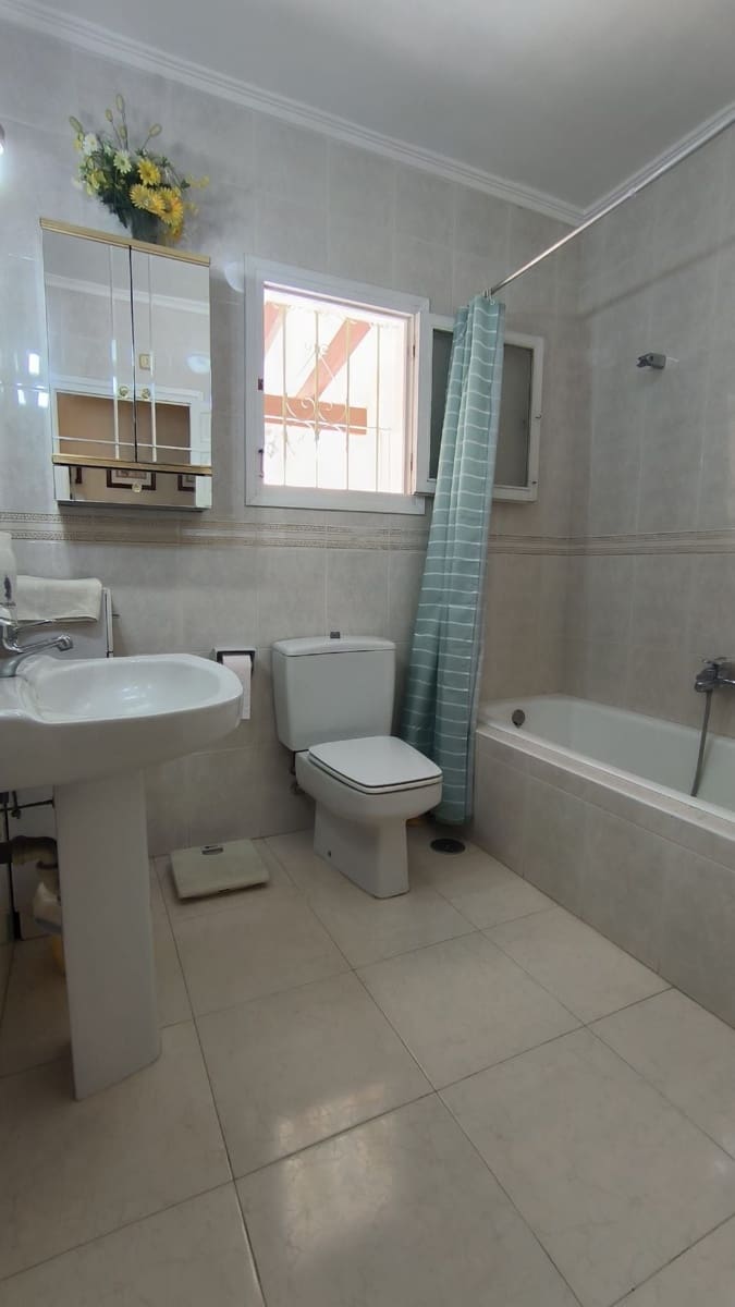 3 slaapkamer Villa te koop in Alfaz del Pi / L'Alfas del Pi met garage - € 420.000 (Ref: 9232342)