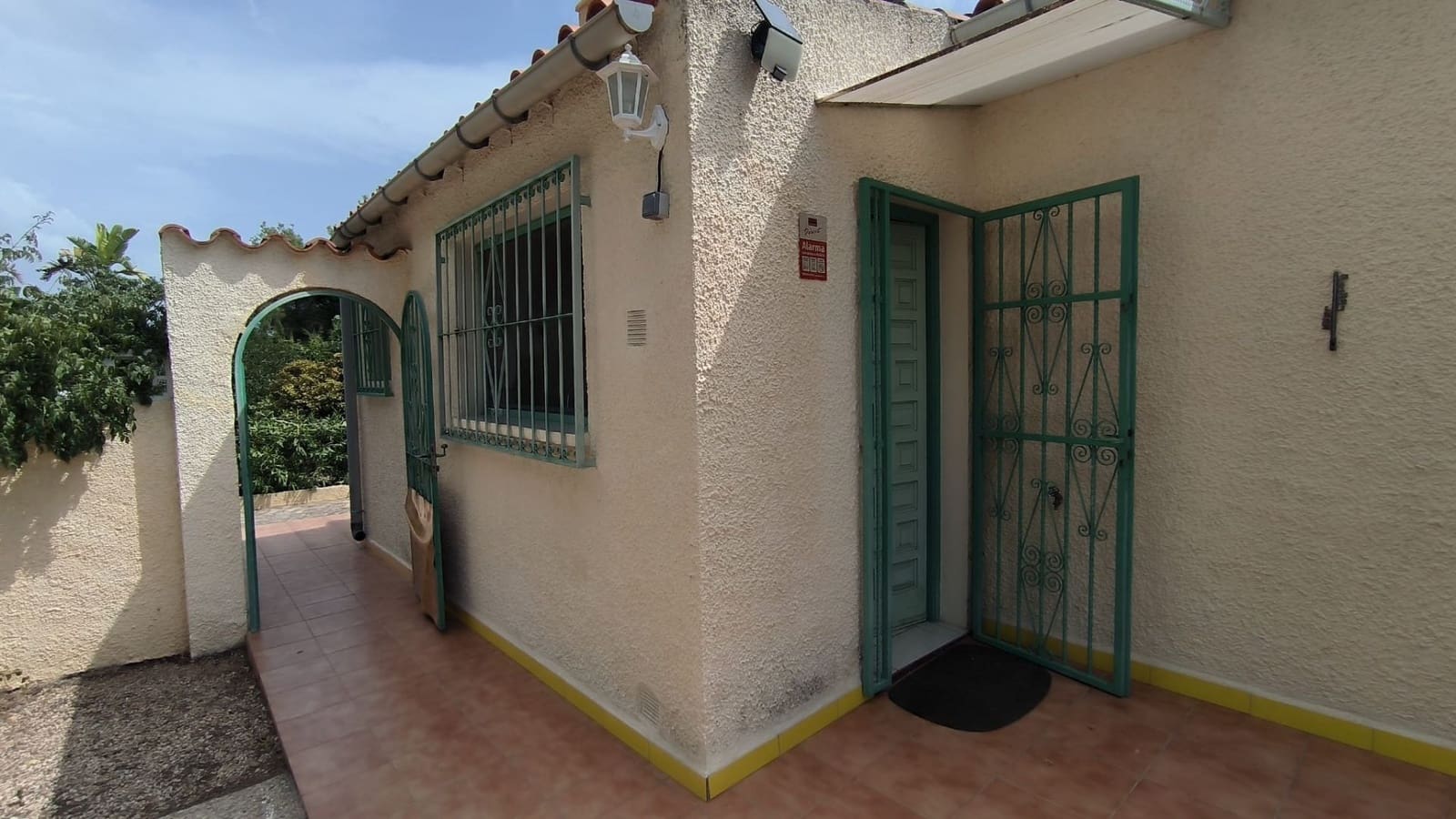 3 slaapkamer Villa te koop in Alfaz del Pi / L'Alfas del Pi met garage - € 420.000 (Ref: 9232342)