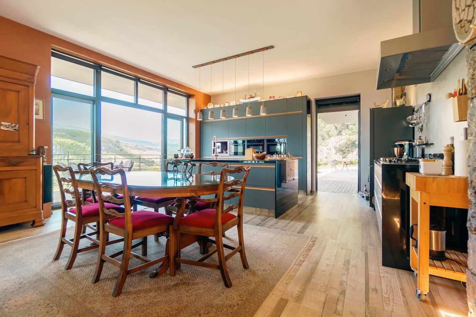 3 slaapkamer Villa te koop in Callosa d'En Sarria met zwembad garage - € 1.895.000 (Ref: 9232343)