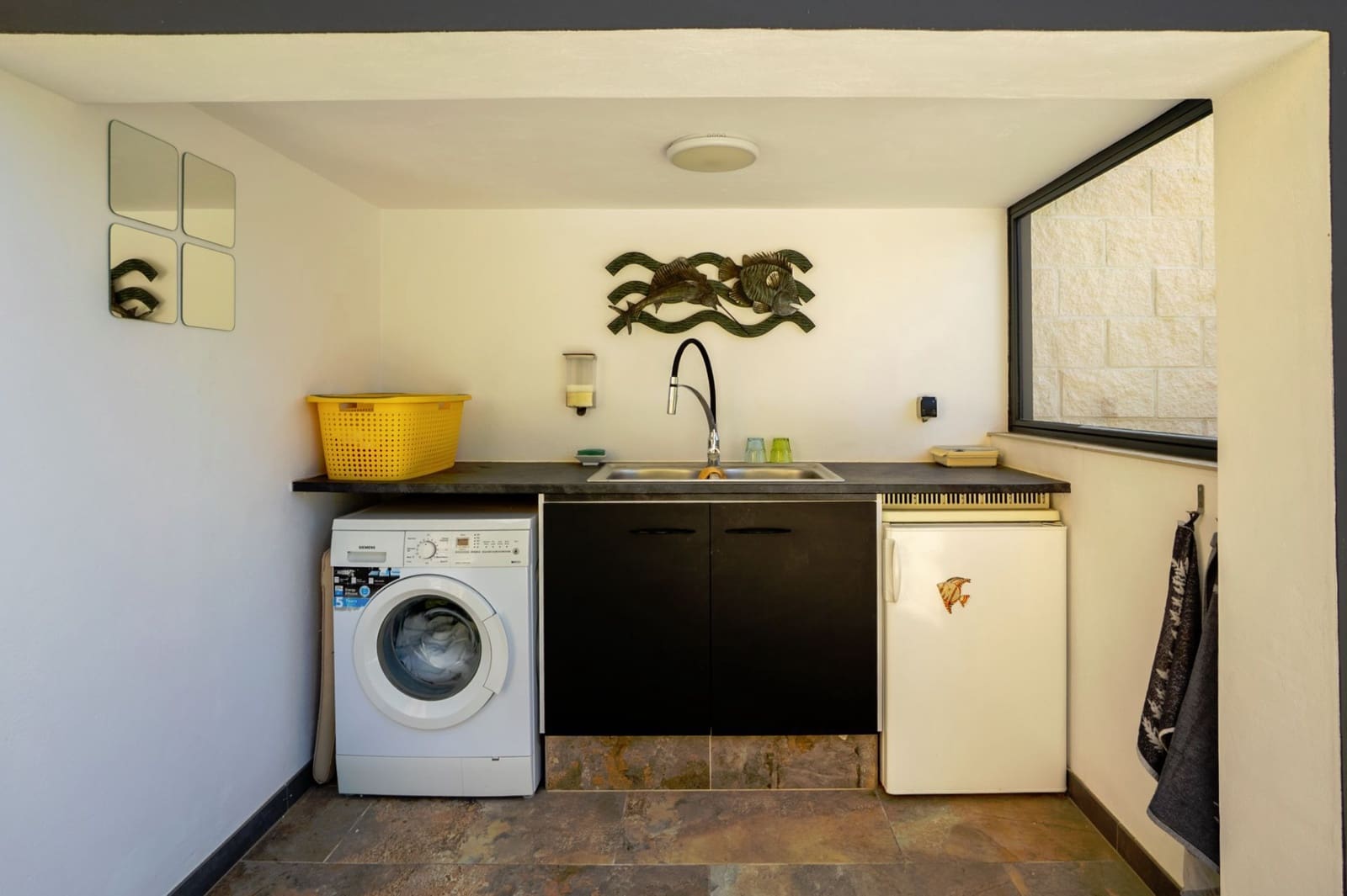 3 slaapkamer Villa te koop in Callosa d'En Sarria met zwembad garage - € 1.895.000 (Ref: 9232343)