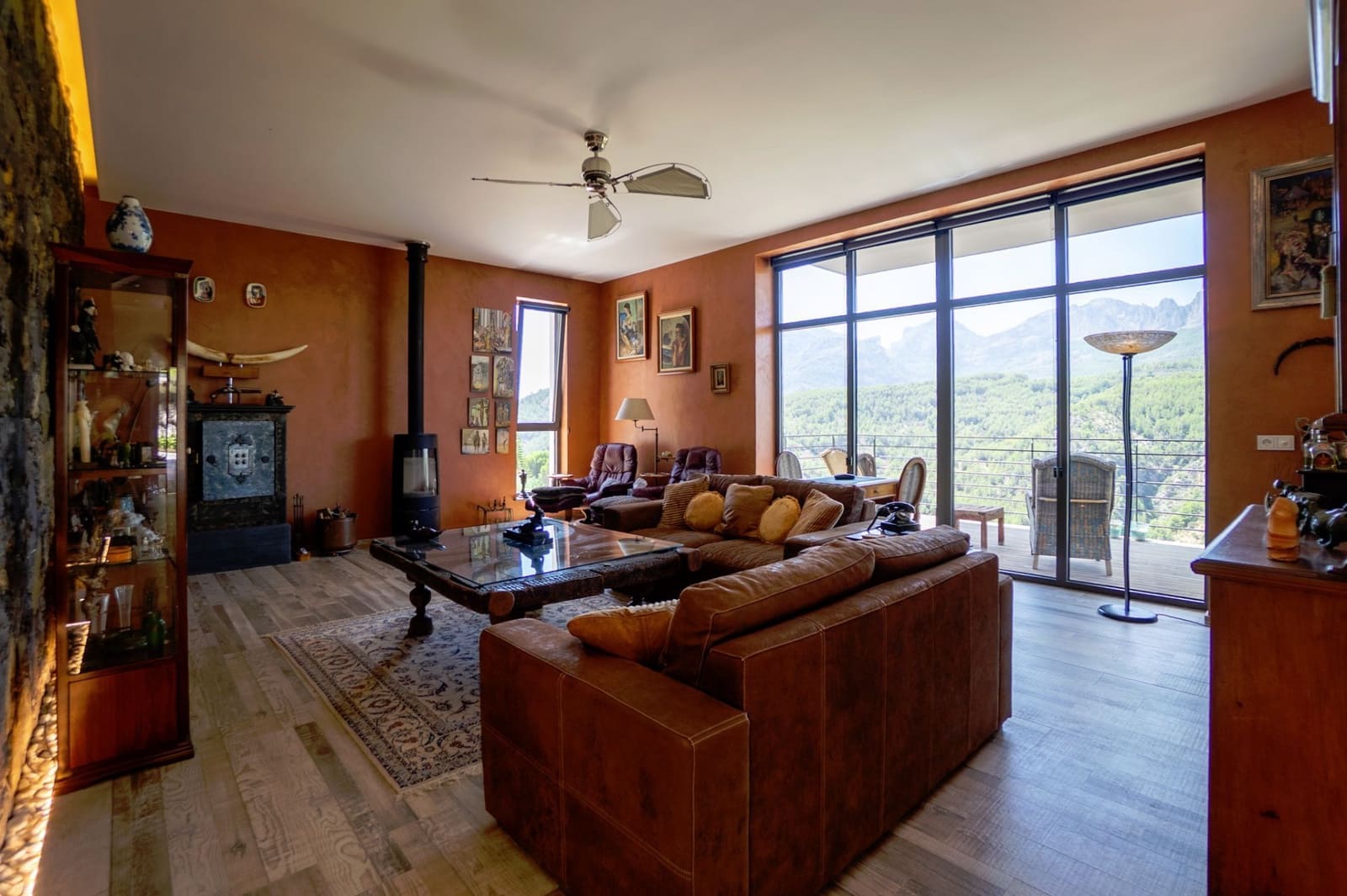 3 slaapkamer Villa te koop in Callosa d'En Sarria met zwembad garage - € 1.895.000 (Ref: 9232343)