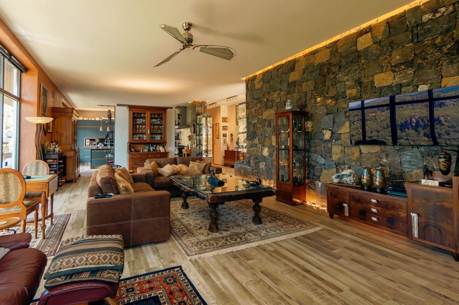 3 slaapkamer Villa te koop in Callosa d'En Sarria met zwembad garage - € 1.895.000 (Ref: 9232343)