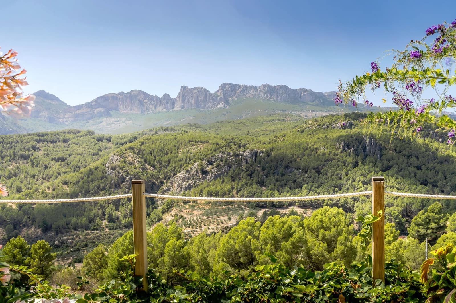 3 slaapkamer Villa te koop in Callosa d'En Sarria met zwembad garage - € 1.895.000 (Ref: 9232343)