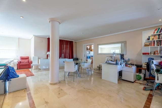 4 soverom Villa til salgs i Albir, Alfaz del Pi / L'Alfàs del Pi med svømmebasseng garasje - € 665 000 (Ref: 9242699)