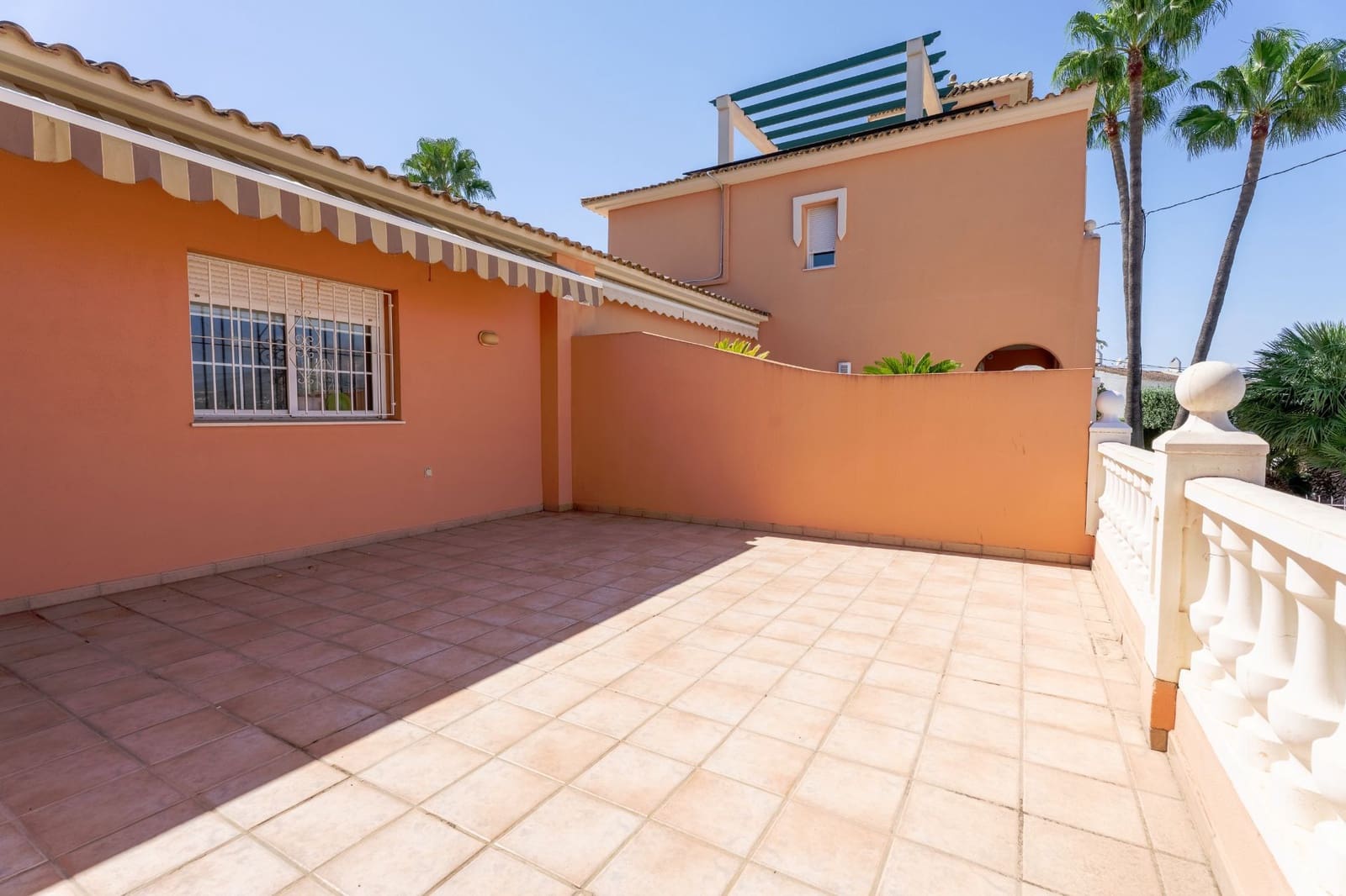 4 slaapkamer Villa te koop in Albir met zwembad garage - € 665.000 (Ref: 9242699)