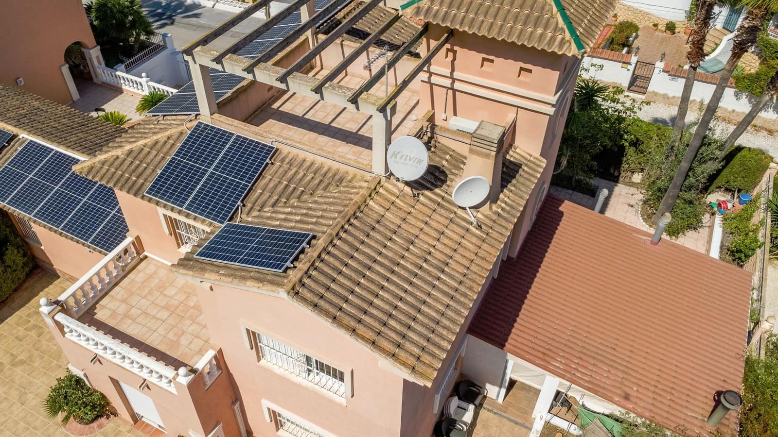 4 slaapkamer Villa te koop in Albir met zwembad garage - € 665.000 (Ref: 9242699)