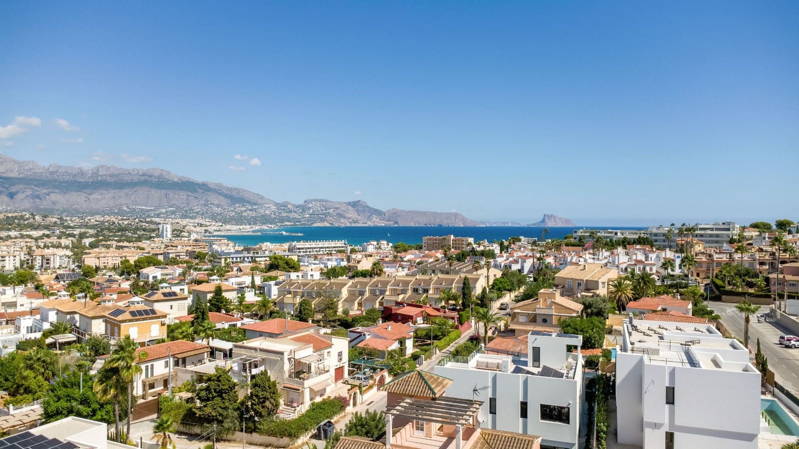 4 slaapkamer Villa te koop in Albir met zwembad garage - € 665.000 (Ref: 9242699)