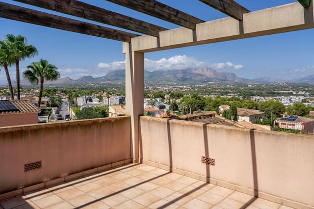 4 soverom Villa til salgs i Albir, Alfaz del Pi / L'Alfàs del Pi med svømmebasseng garasje - € 665 000 (Ref: 9242699)