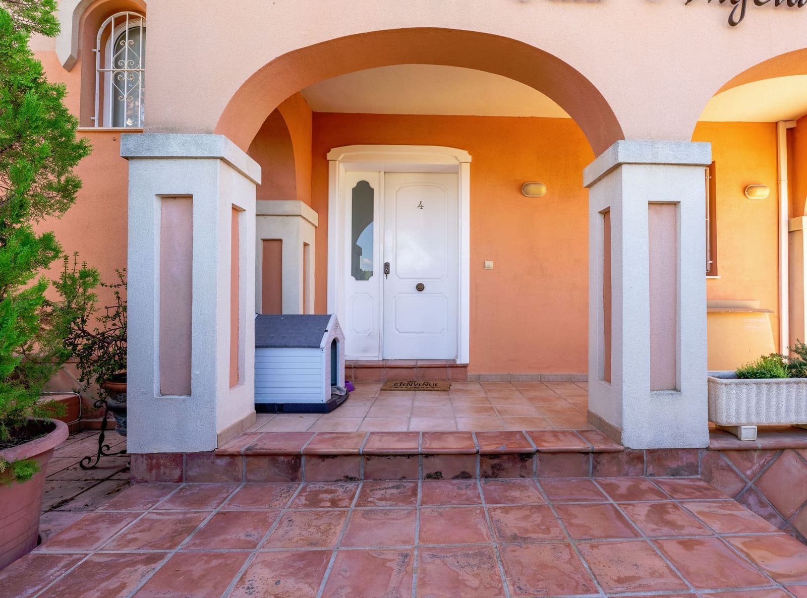 4 slaapkamer Villa te koop in Albir met zwembad garage - € 665.000 (Ref: 9242699)