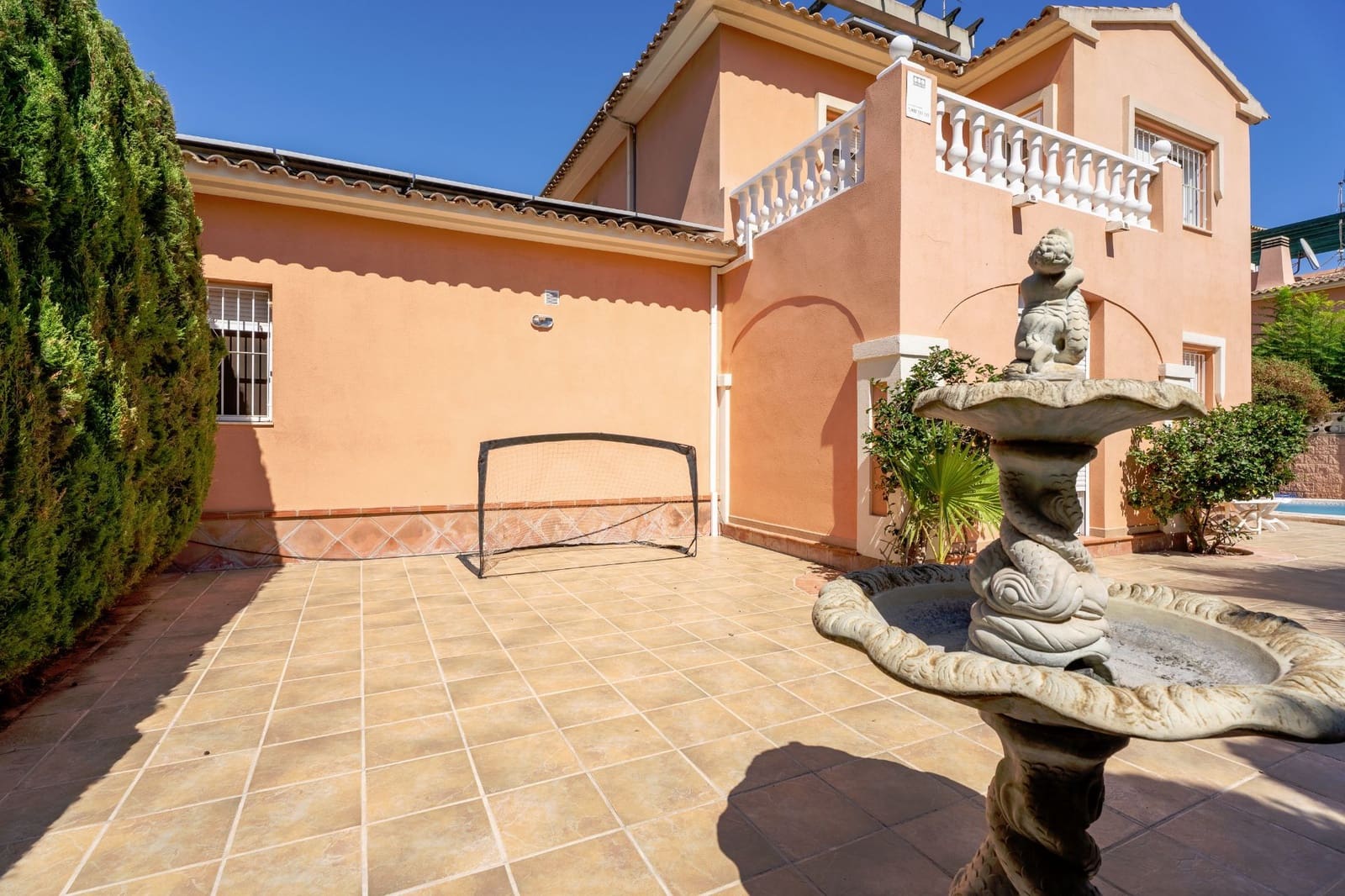 4 slaapkamer Villa te koop in Albir met zwembad garage - € 665.000 (Ref: 9242699)