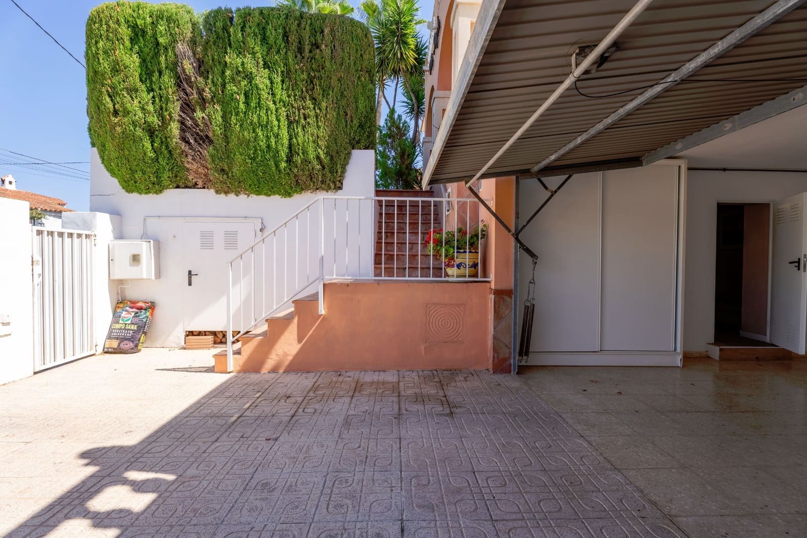 4 slaapkamer Villa te koop in Albir met zwembad garage - € 665.000 (Ref: 9242699)