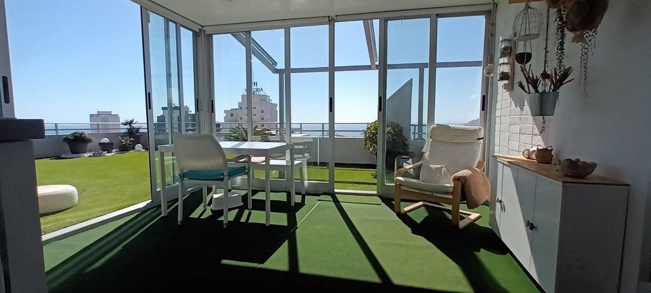 2 soverom Penthouse til salgs i Benidorm med svømmebasseng garasje - € 495 000 (Ref: 9284081)