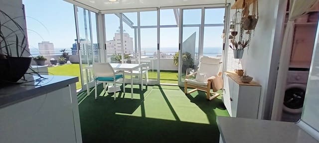 2 soverom Penthouse til salgs i Benidorm med svømmebasseng garasje - € 495 000 (Ref: 9284081)