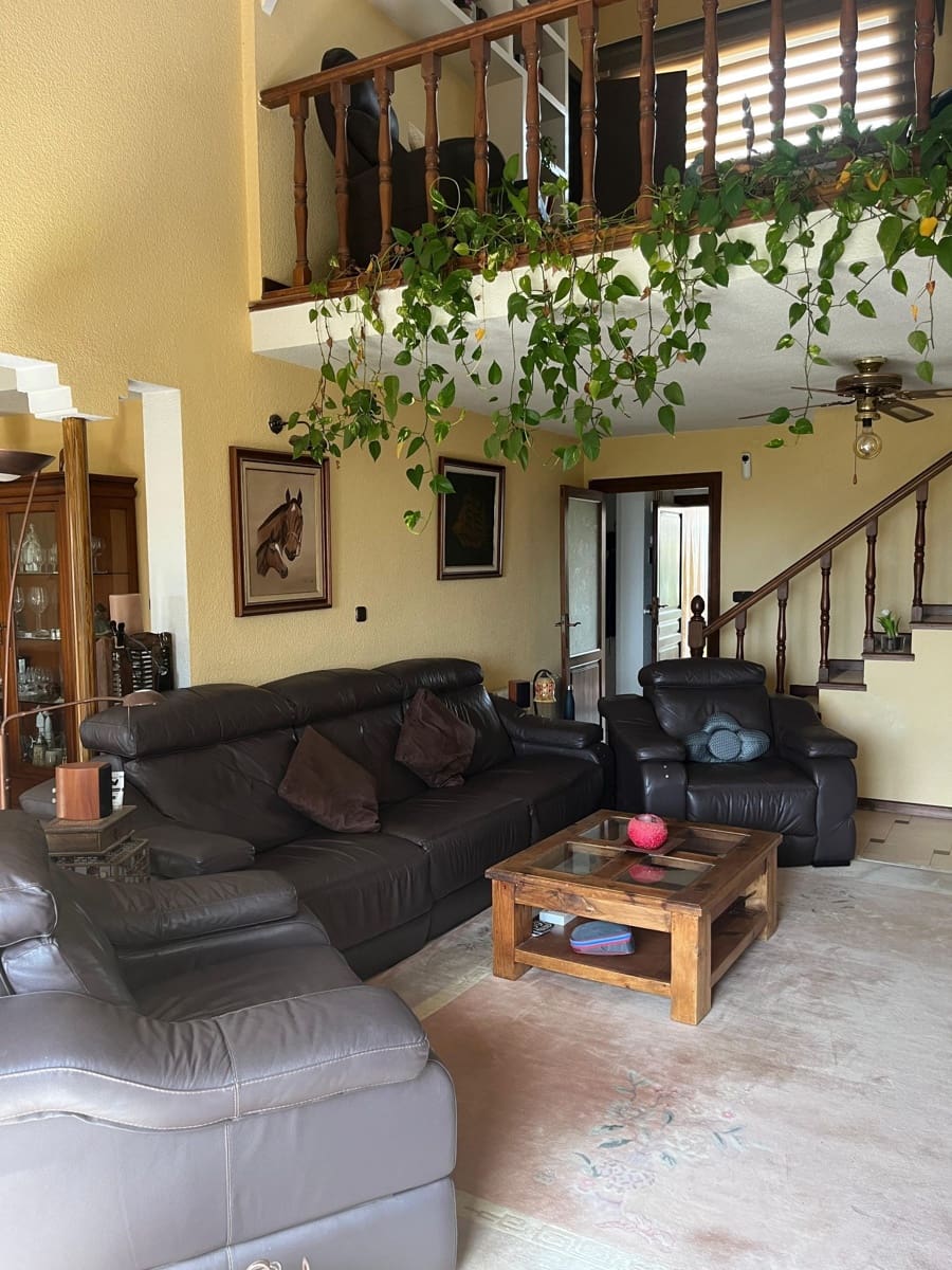 5 chambre Villa/Maison à vendre à La Nucia avec piscine garage - 845 000 € (Ref: 9294189)