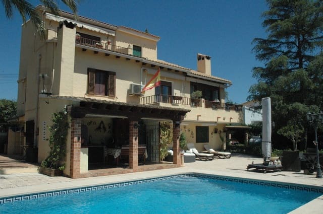 5 chambre Villa/Maison à vendre à La Nucia avec piscine garage - 845 000 € (Ref: 9294189)