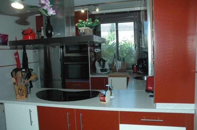 5 chambre Villa/Maison à vendre à La Nucia avec piscine garage - 845 000 € (Ref: 9294189)