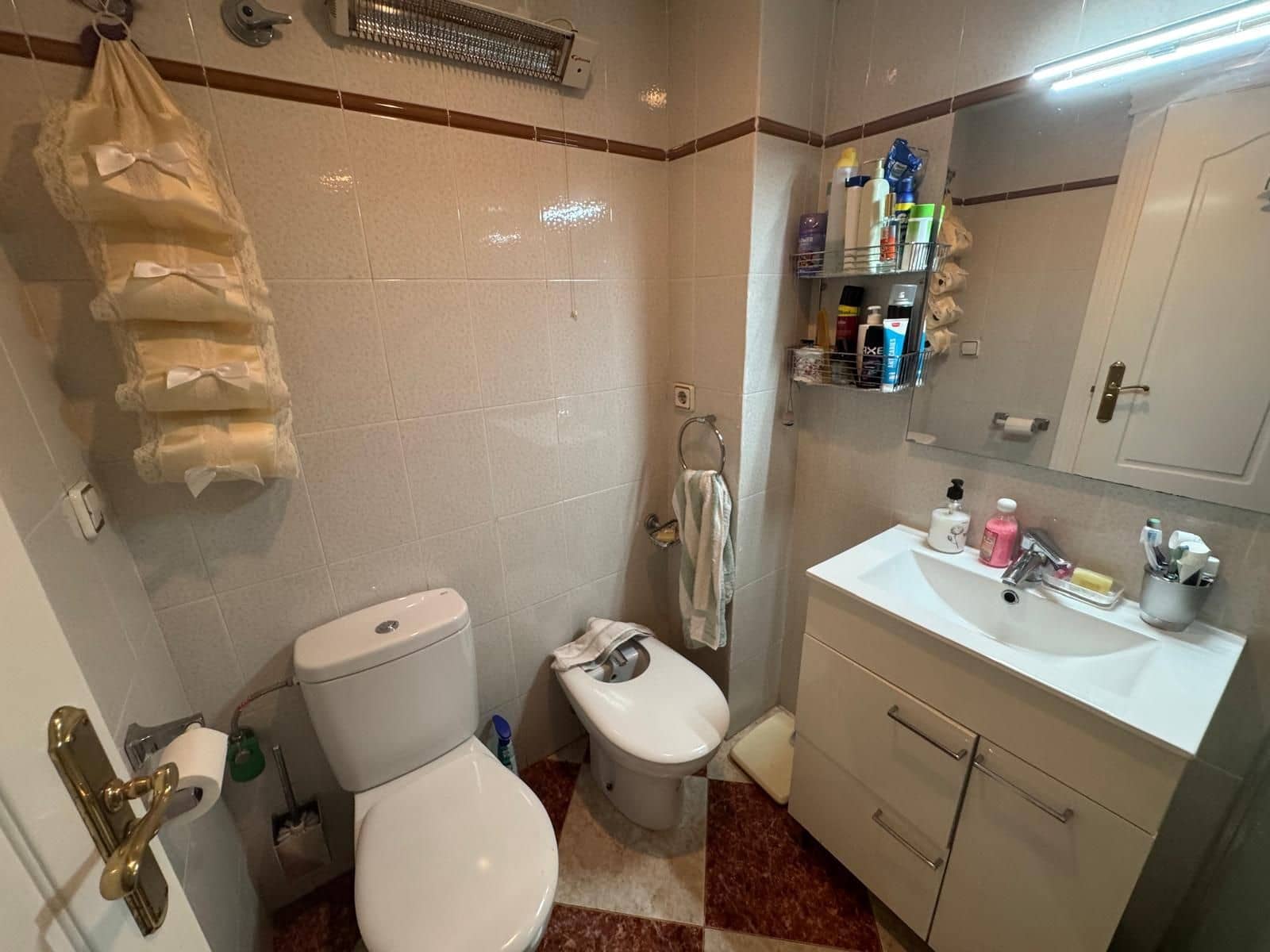 2 bedroom Apartment for sale in Benidorm with garage - € 218,000 (Ref: 9356681)