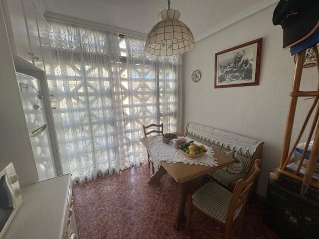 2 soverom Leilighet til salgs i Benidorm med garasje - € 218 000 (Ref: 9356681)
