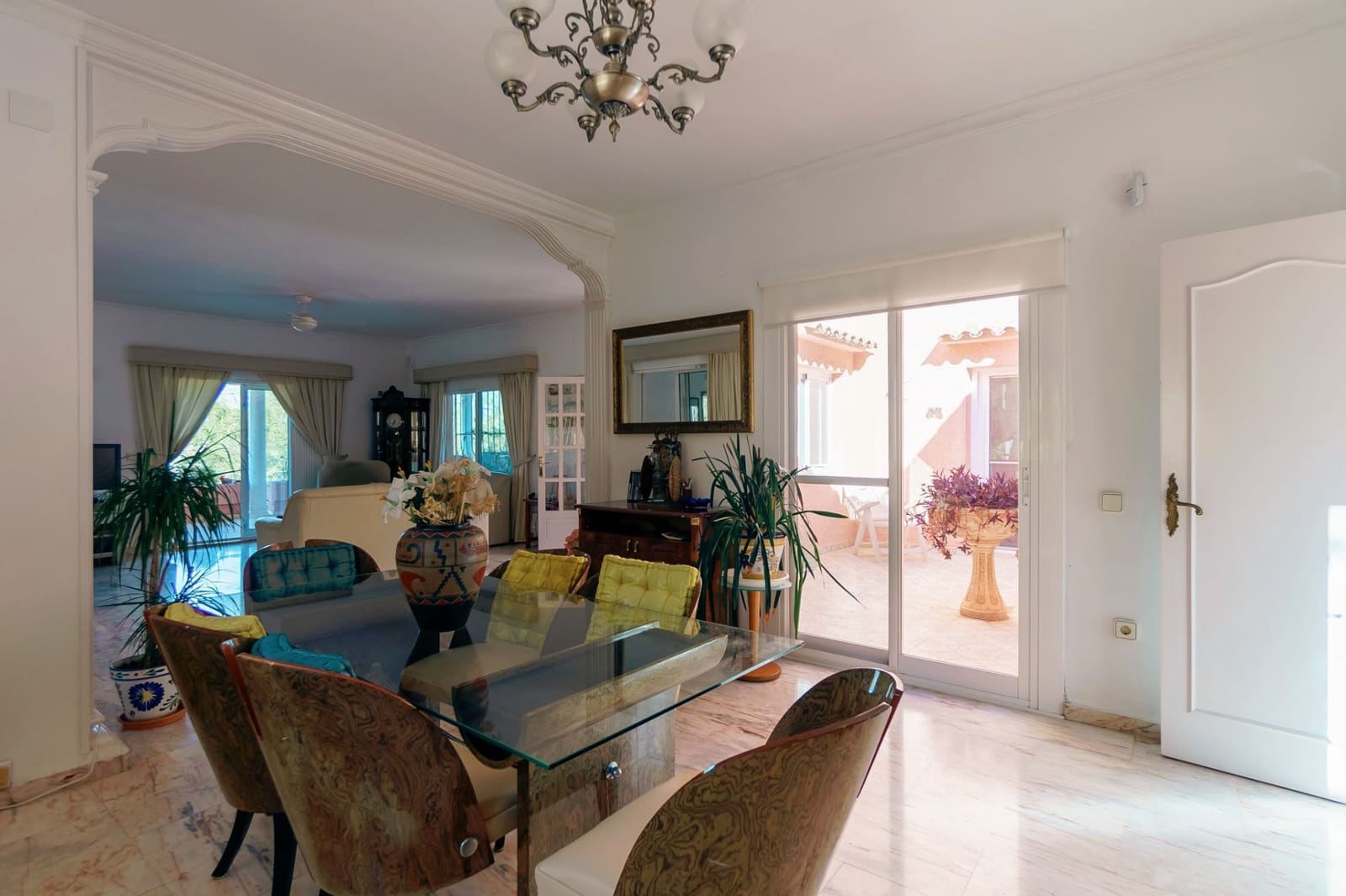 4 bedroom Villa for sale in Albir with pool garage - € 649,000 (Ref: 9452724)