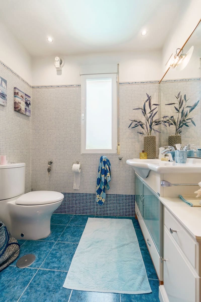 4 chambre Villa/Maison à vendre à Alfaz del Pi / L'Alfas del Pi avec piscine garage - 649 000 € (Ref: 9452725)