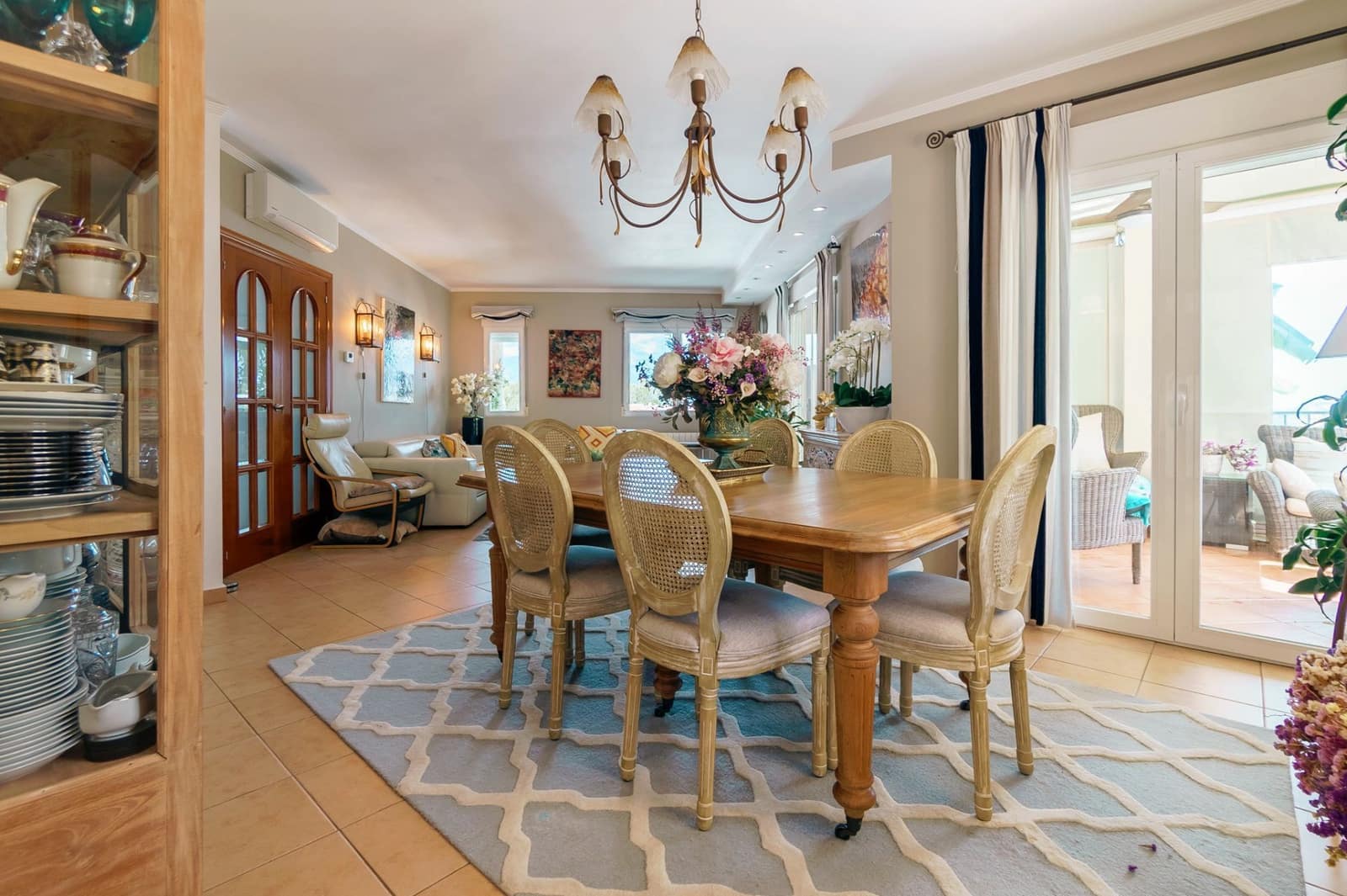 4 chambre Villa/Maison à vendre à Alfaz del Pi / L'Alfas del Pi avec piscine garage - 649 000 € (Ref: 9452725)