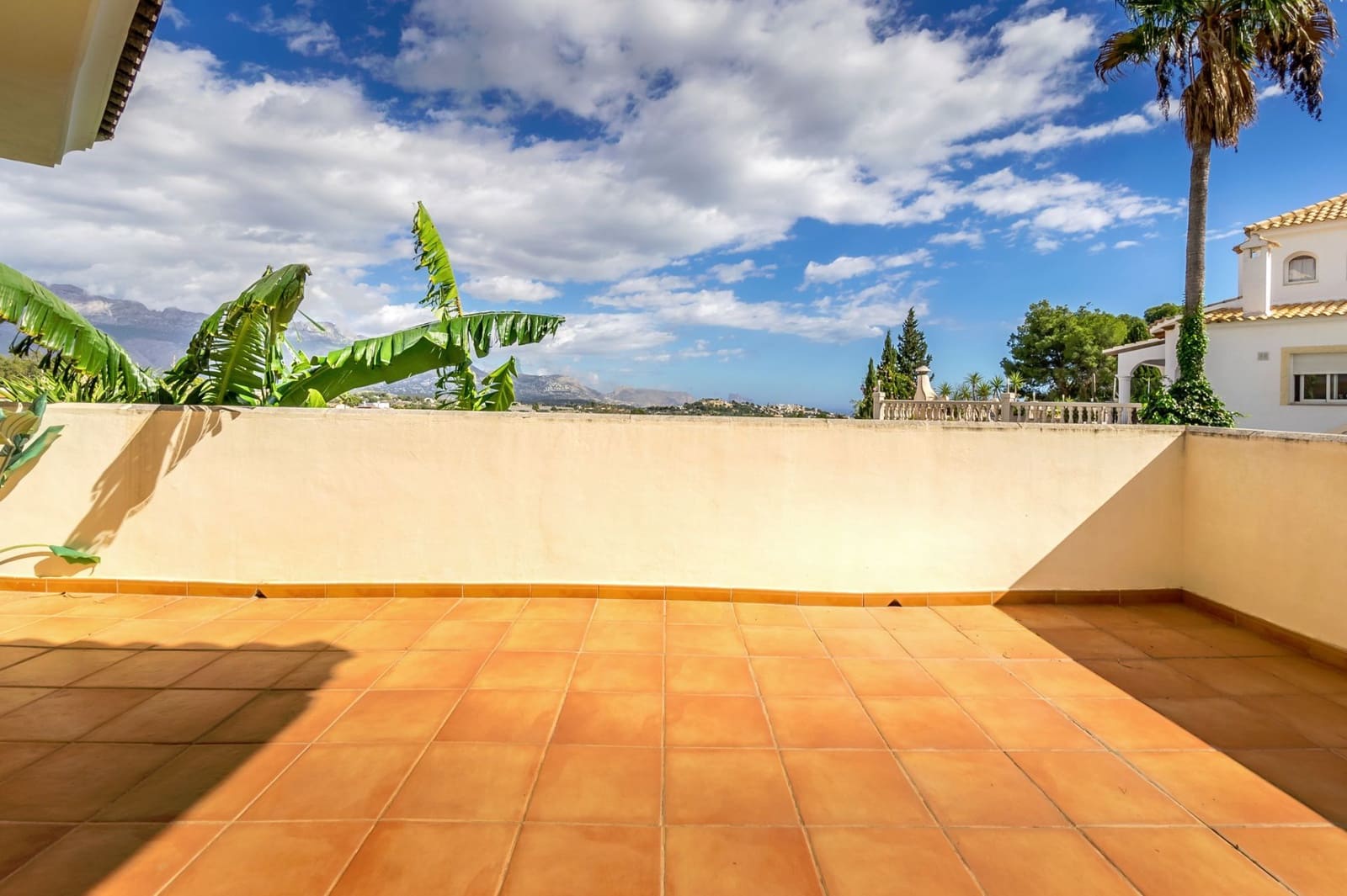 4 chambre Villa/Maison à vendre à Alfaz del Pi / L'Alfas del Pi avec piscine garage - 649 000 € (Ref: 9452725)