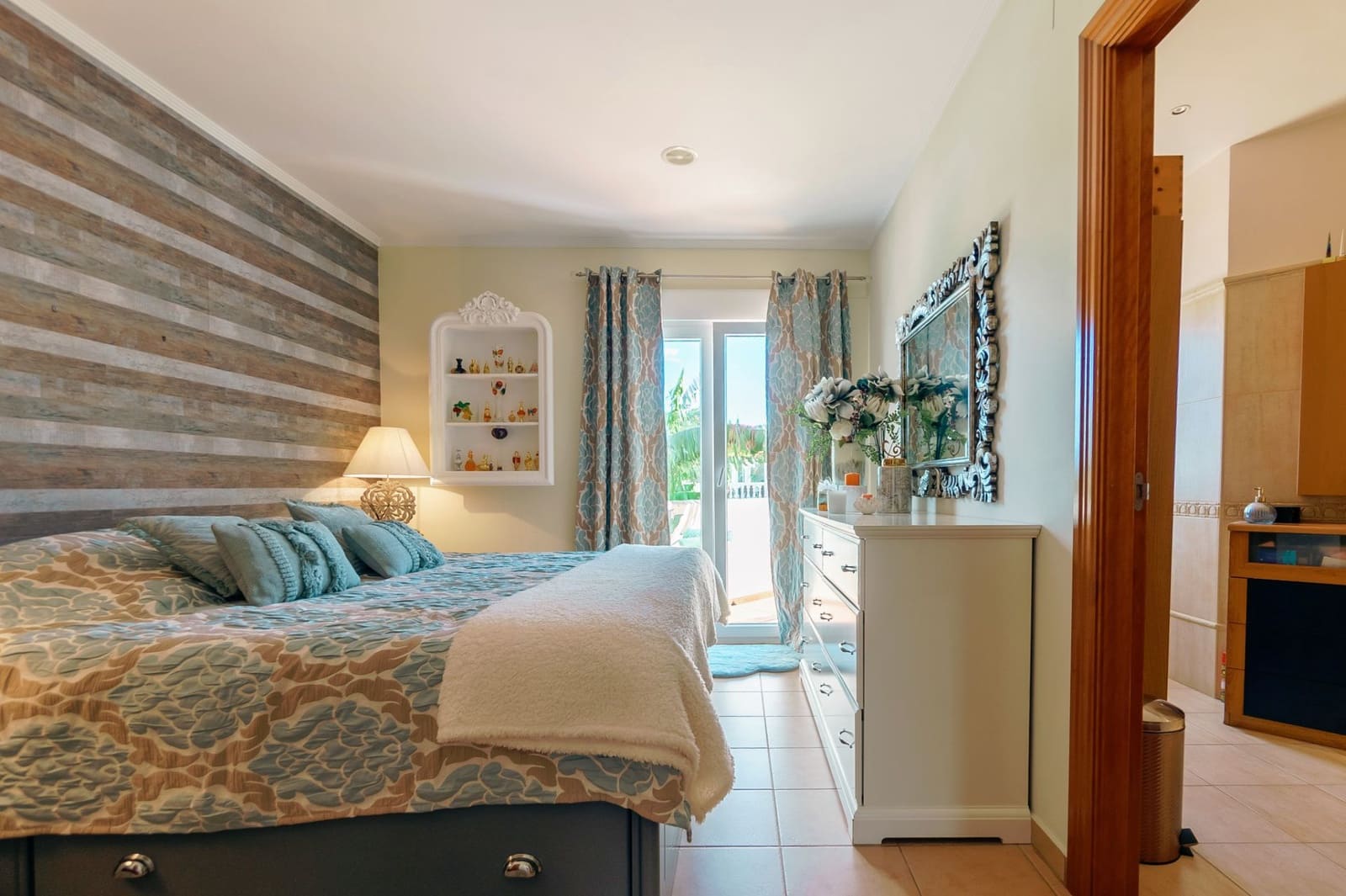 4 chambre Villa/Maison à vendre à Alfaz del Pi / L'Alfas del Pi avec piscine garage - 649 000 € (Ref: 9452725)