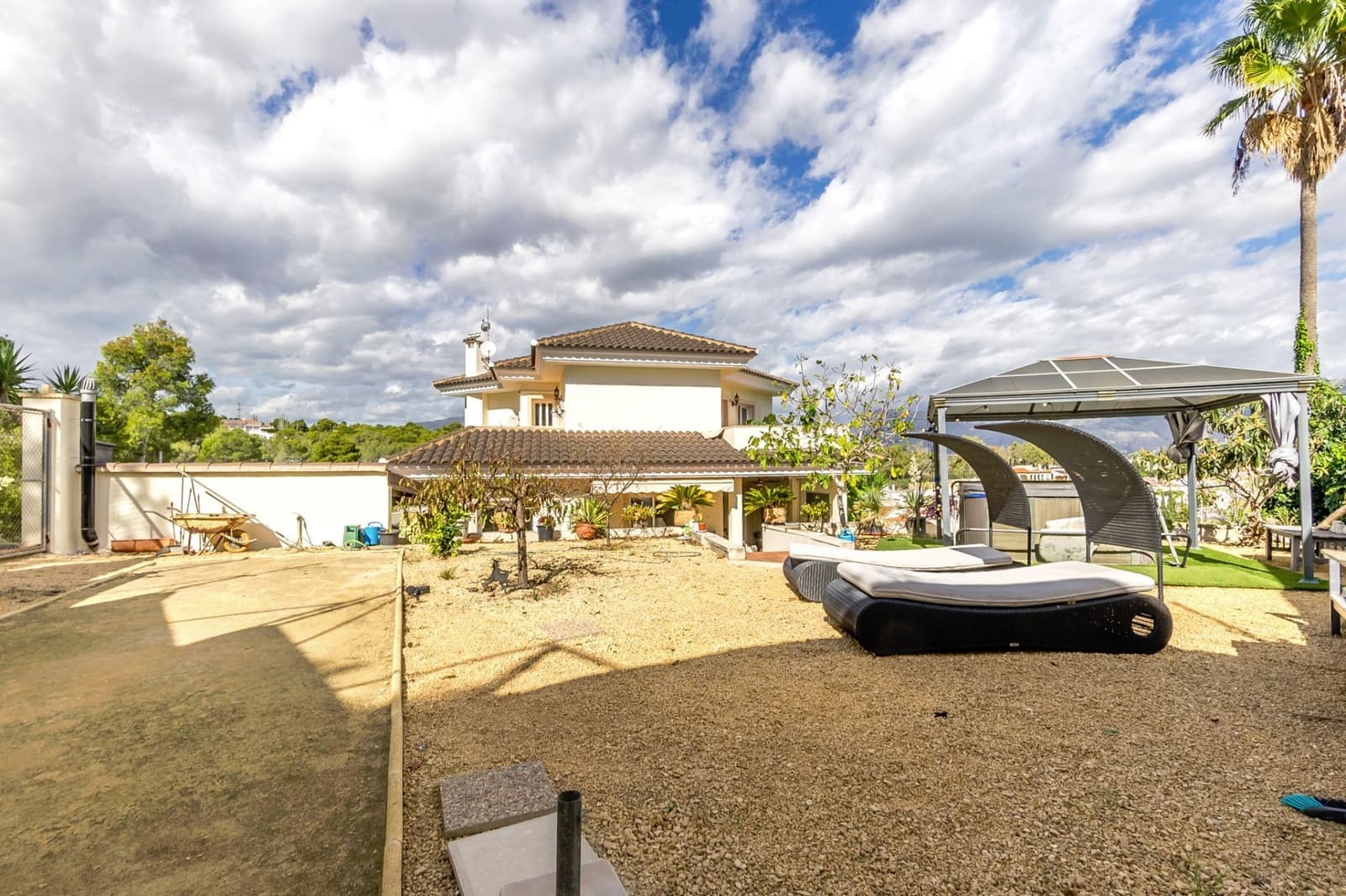 4 chambre Villa/Maison à vendre à Alfaz del Pi / L'Alfas del Pi avec piscine garage - 649 000 € (Ref: 9452725)