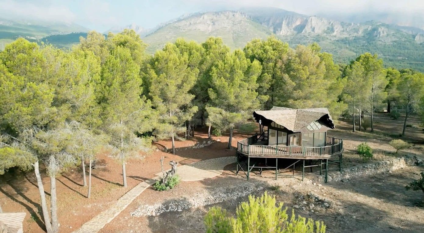 7 bedroom Villa for sale in La Nucia with pool - € 5,600,000 (Ref: 9480944)