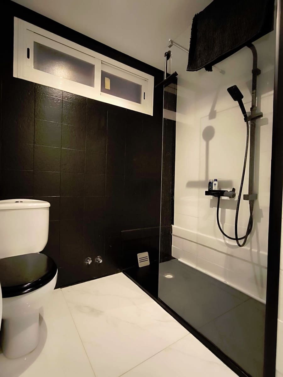 1 soverom Leilighet til salgs i Benidorm med svømmebasseng garasje - € 269 000 (Ref: 9547631)