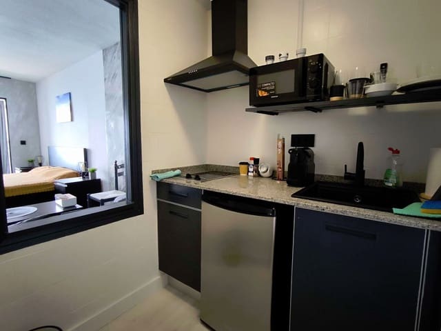 1 soverom Leilighet til salgs i Benidorm med svømmebasseng garasje - € 269 000 (Ref: 9547631)