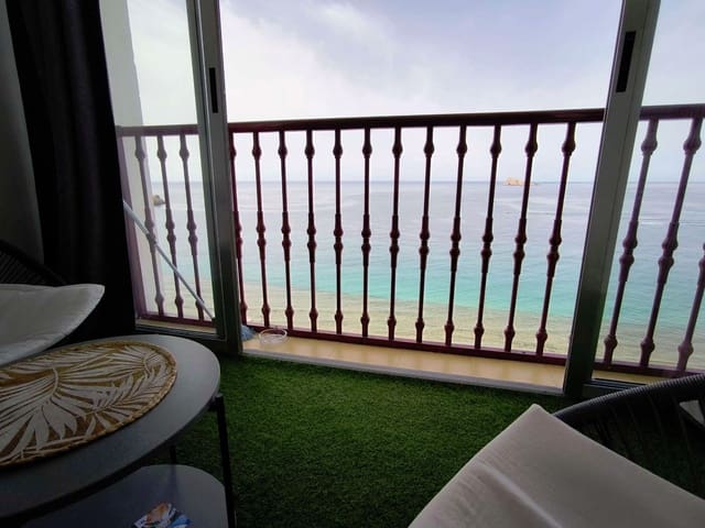 1 soverom Leilighet til salgs i Benidorm med svømmebasseng garasje - € 269 000 (Ref: 9547631)