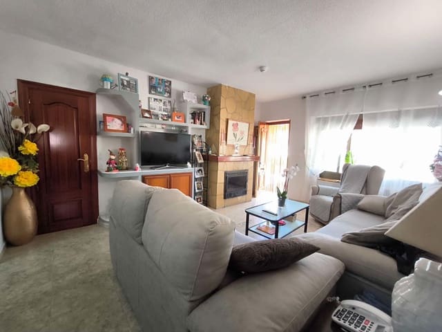 5 bedroom Villa for sale in La Nucia with pool garage - € 600,000 (Ref: 9607223)