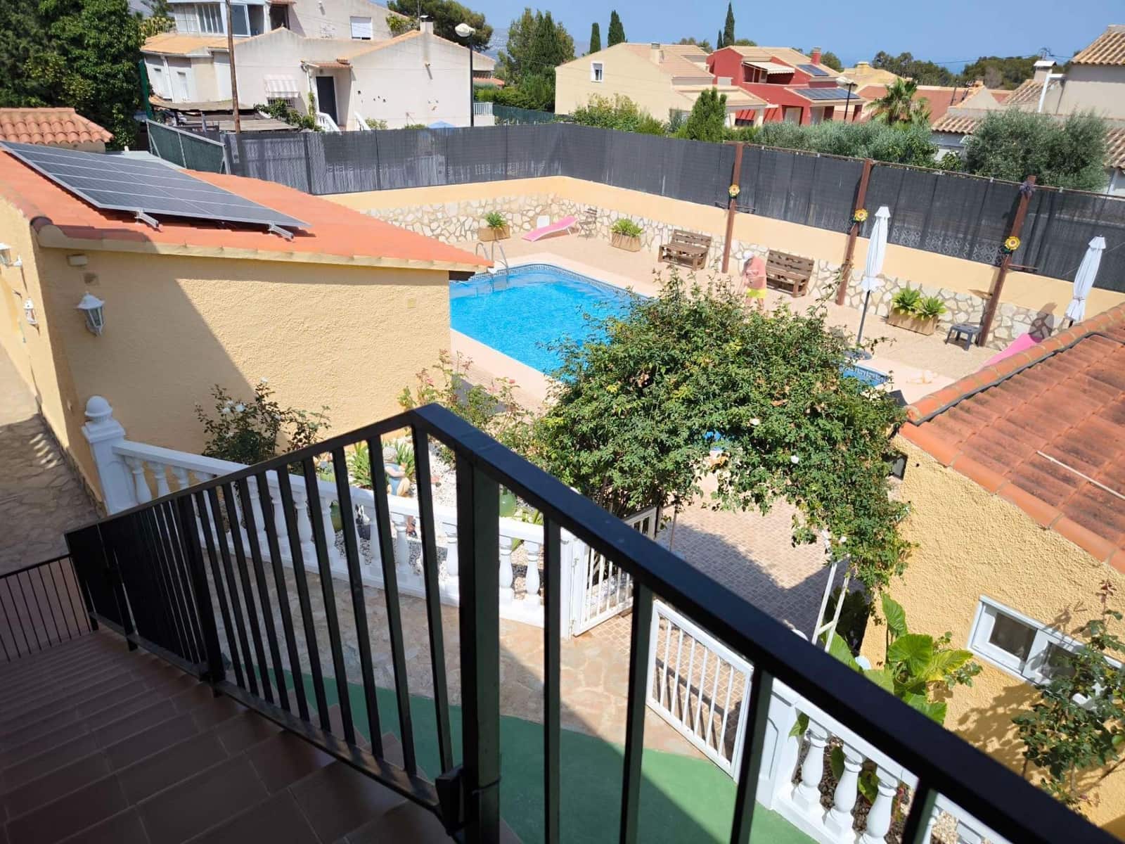 5 soveværelse Villa til salg i La Nucia med swimmingpool garage - € 625.000 (Ref: 9607223)