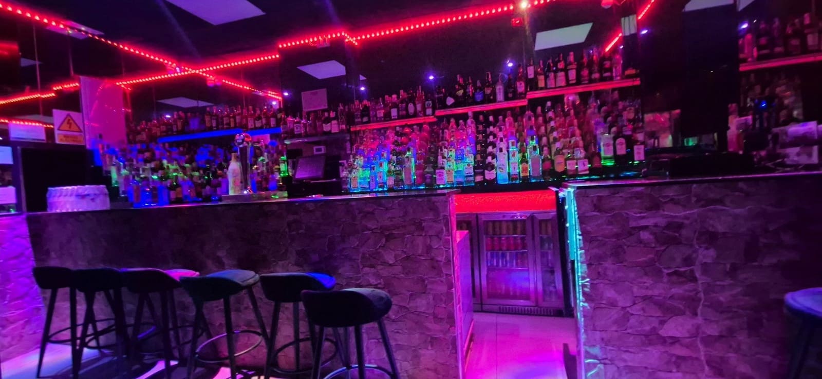 Commercial for sale in Benidorm - € 350,000 (Ref: 9614748)