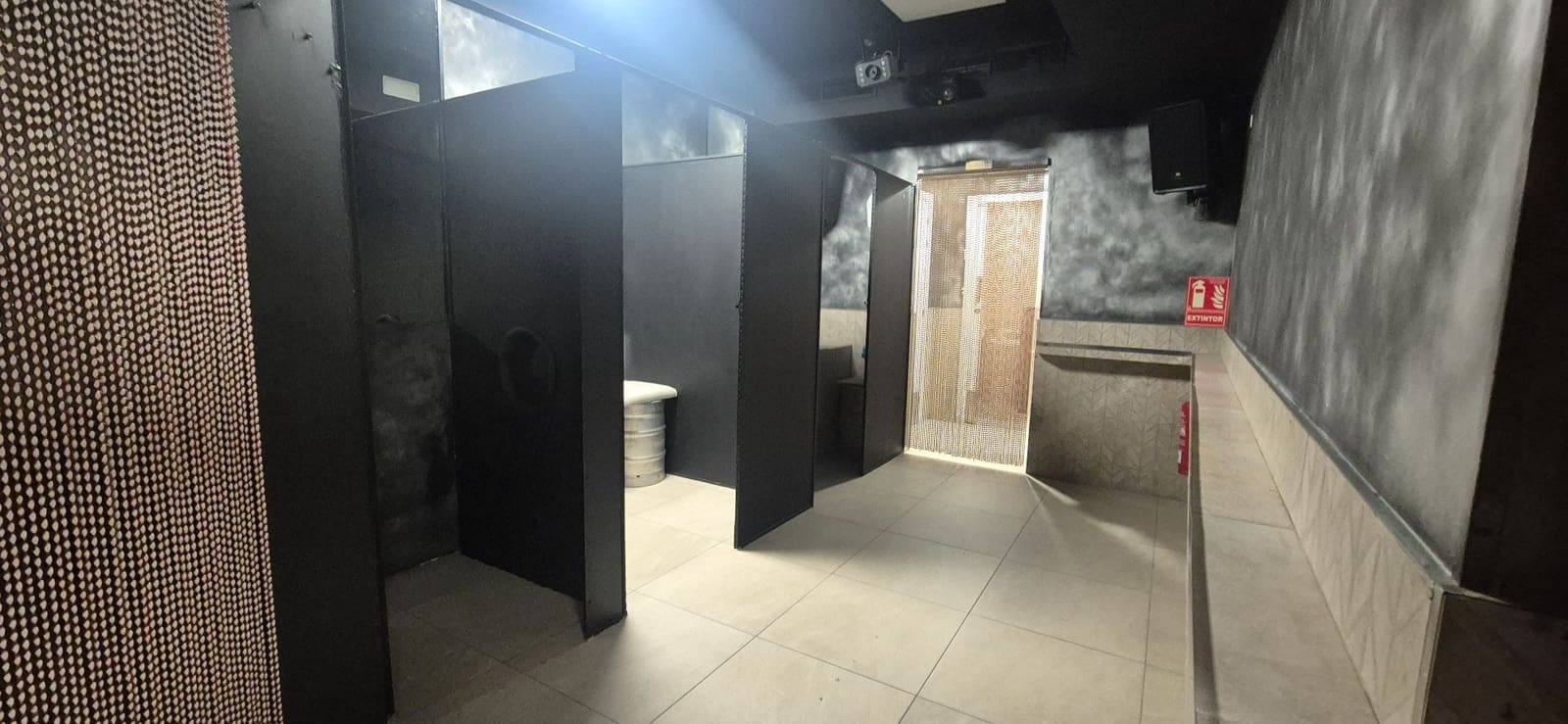 Commercial for sale in Benidorm - € 350,000 (Ref: 9614748)