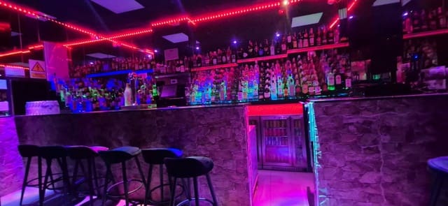 Commercial for sale in Benidorm - € 350,000 (Ref: 9614748)