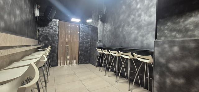 Commercial for sale in Benidorm - € 350,000 (Ref: 9614748)