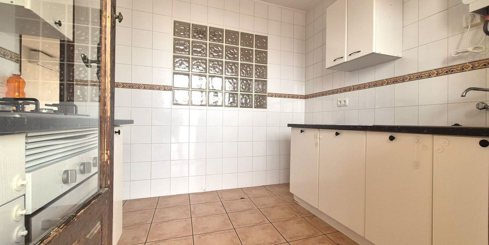 3 bedroom Flat for sale in Alfaz del Pi / L'Alfas del Pi - € 215,000 (Ref: 9647722)