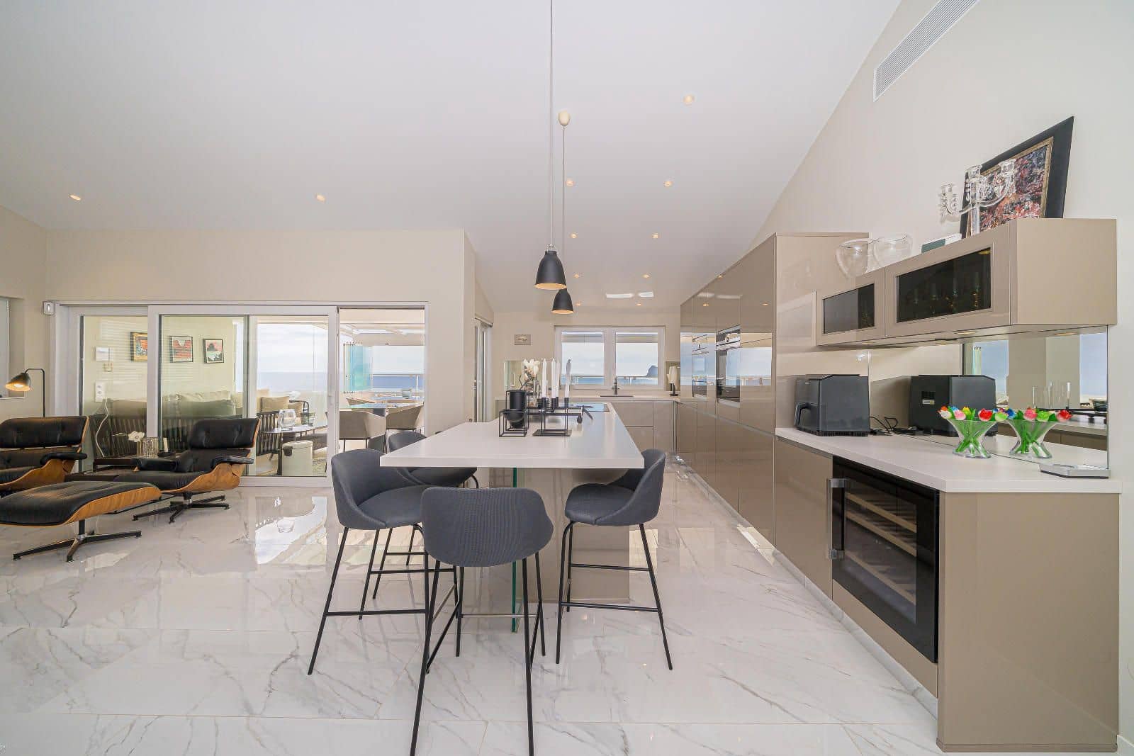 4 soveværelse Penthouse til salg i Altea med swimmingpool garage - € 1.999.000 (Ref: 9669995)